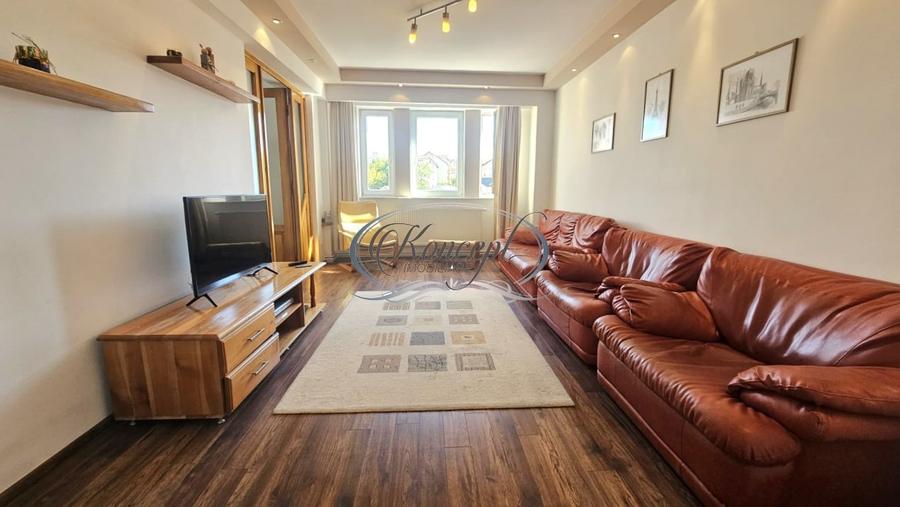 Apartament cu 4 camere semidecomandat, mobilat în Zorilor
