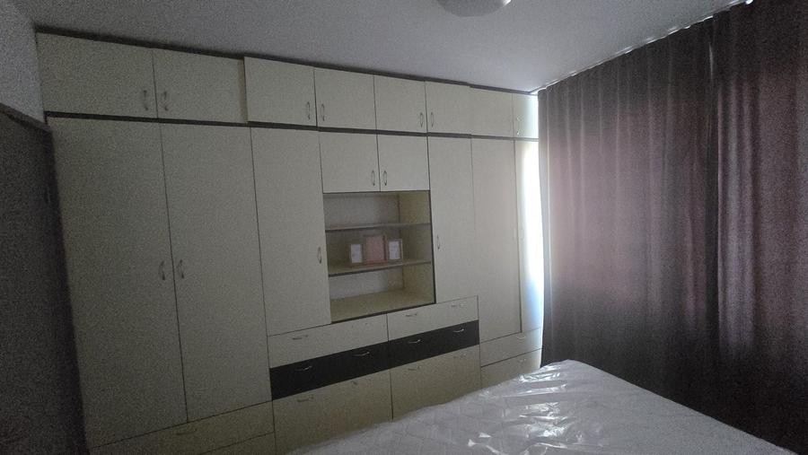 Apartament cu 3 camere decomandat, mobilat în Dristor