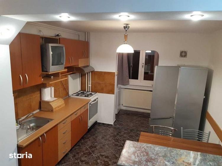 Apartament cu 2 camere decomandat în Berceni