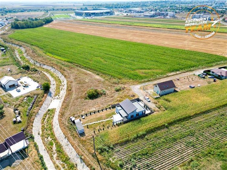 Teren Construcții intravilan de 824 mp, în Arcuș