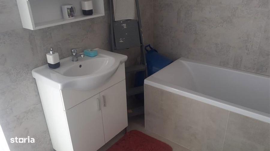 Apartament cu 2 camere în Dumbrăvița