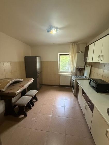 Apartament cu 2 camere decomandat în Gară