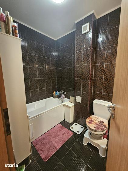 Apartament cu 3 camere în Ghencea