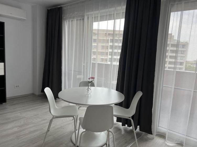 Apartament cu 2 camere decomandat în Dumbrăvița