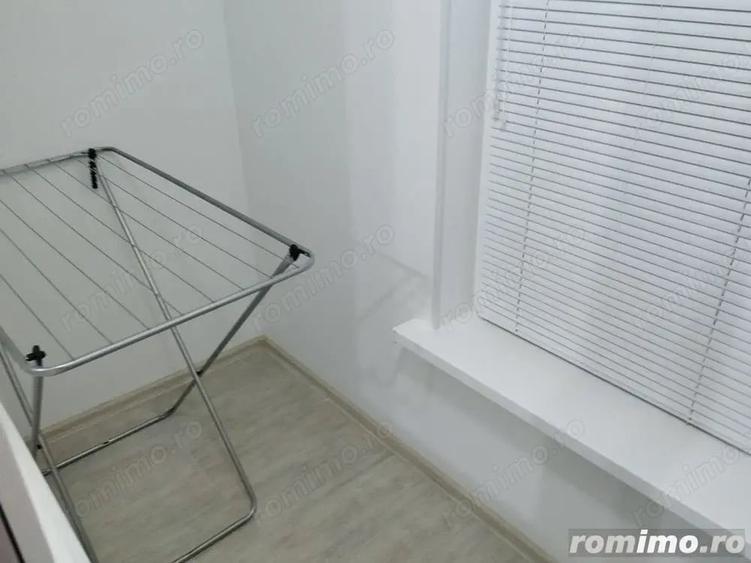 Garsonieră decomandată în Virtuții