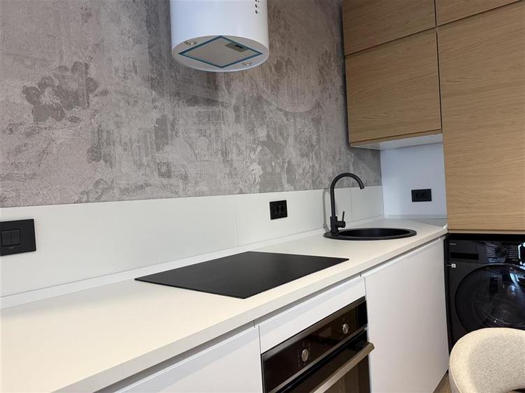 Apartament cu 2 camere decomandat, mobilat în Cotroceni