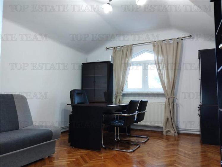 Apartament cu 3 camere circular, mobilat în Armeneasca