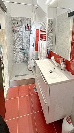 Apartament cu 2 camere semidecomandat, mobilat în Brașovul Vechi