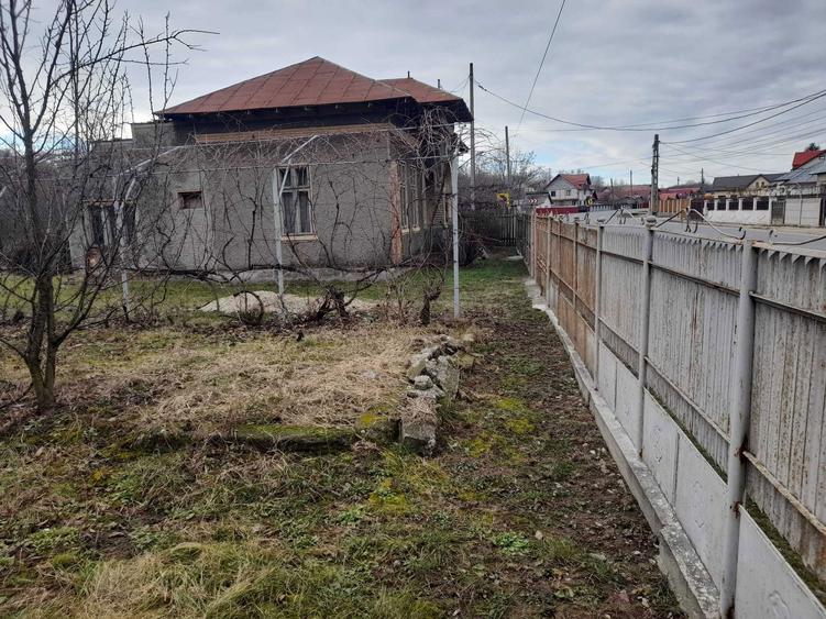 Casă cu 4 camere în