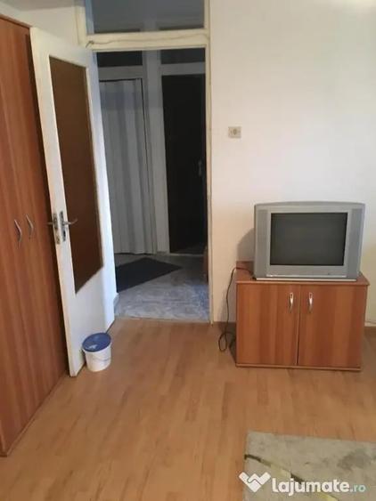 Piata sudului savinesti etaj 4 - 9