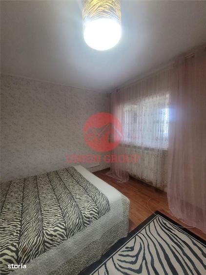 Casă cu 3 camere în Lumina
