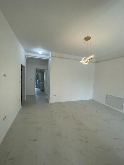 Apartament cu 3 camere decomandat în Moșnița Nouă
