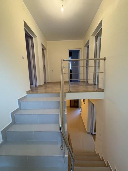 Casă cu 4 camere în Șugag
