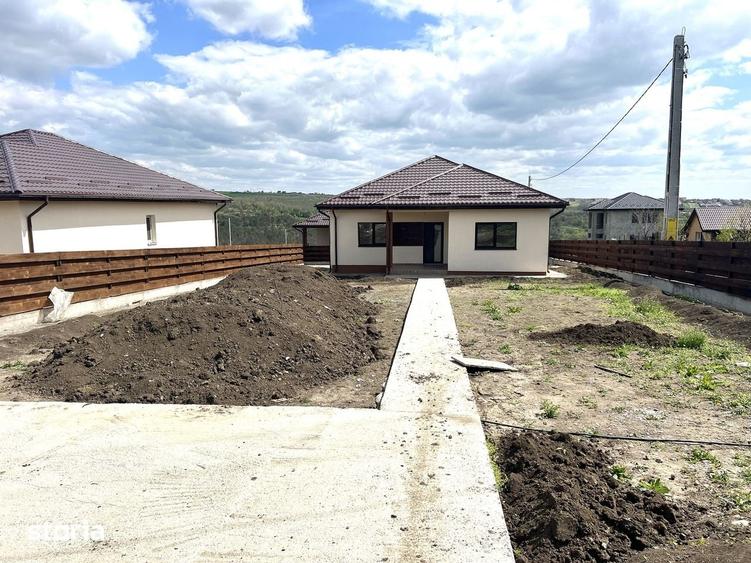 Casă cu 3 camere cu Teren 800 Mp în Valea Lupului