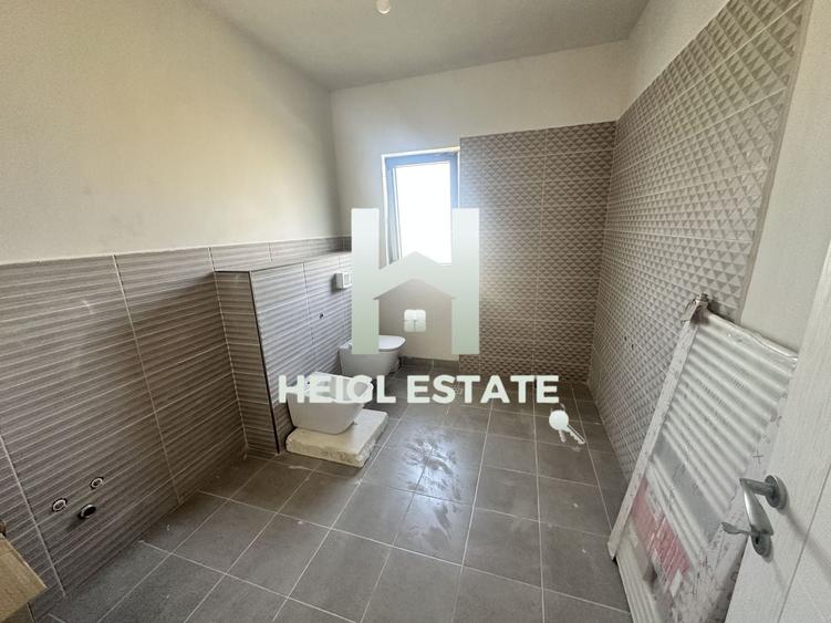 Duplex cu 4 camere cu Canalizare în Moșnița Nouă