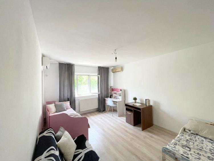 Apartament cu 3 camere decomandat în Militari