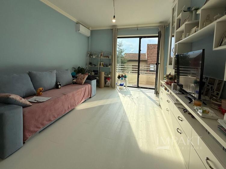 Apartament cu 2 camere semidecomandat, mobilat în Bulgaria