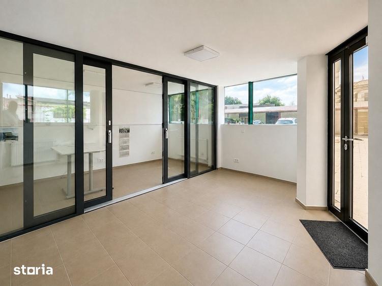 Spațiu comercial, de 862 mp, în Holboca