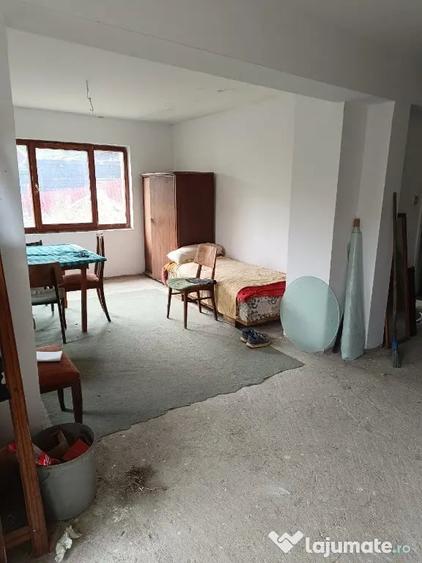 Casa zona V.Jelnei cu 14 arii teren, semifinisata - Bistrita (Bistrita-Nasaud) - 4