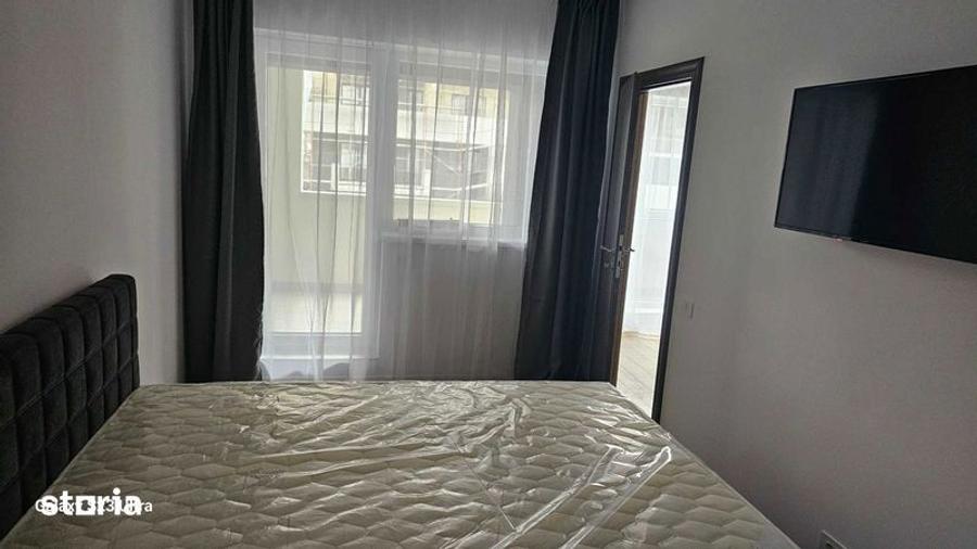 Apartament cu 2 camere, mobilat în Central