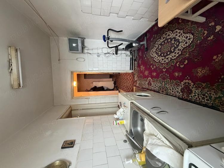 Vanzare apartament decomandat - 1