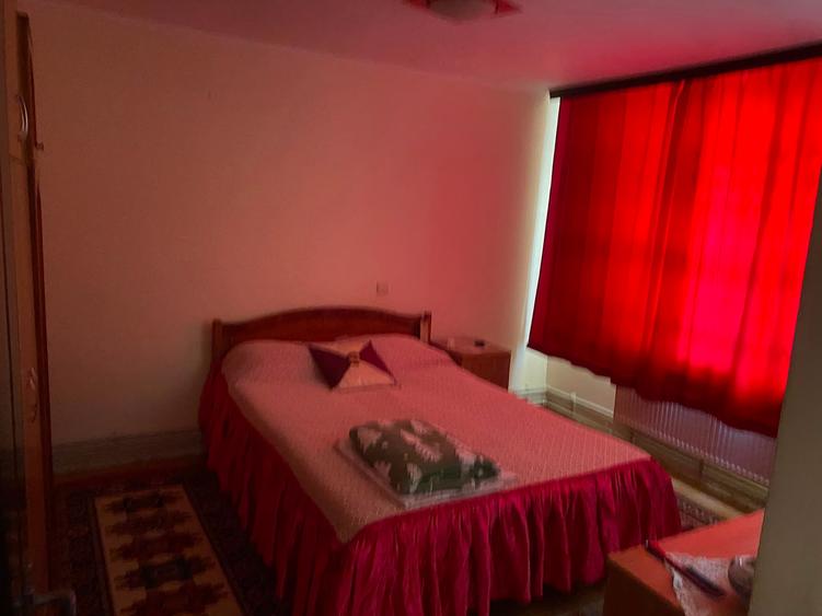 Casă individuală cu 4 camere cu Teren 300 Mp în Exterior Est