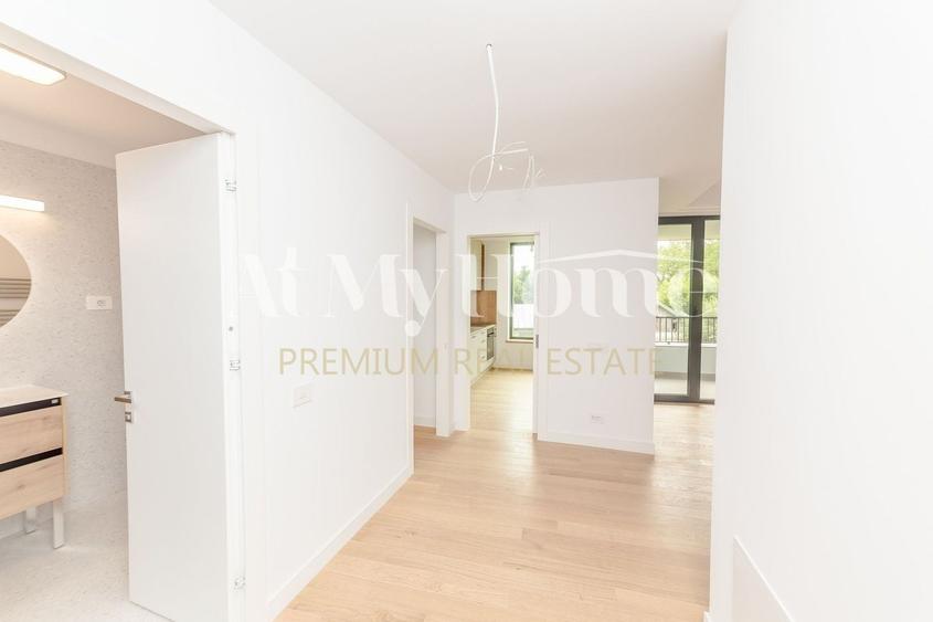 Apartament cu 3 camere decomandat, mobilat în Iancu Nicolae