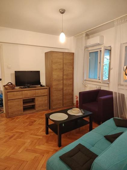 Garsonieră semidecomandată în Sala Palatului