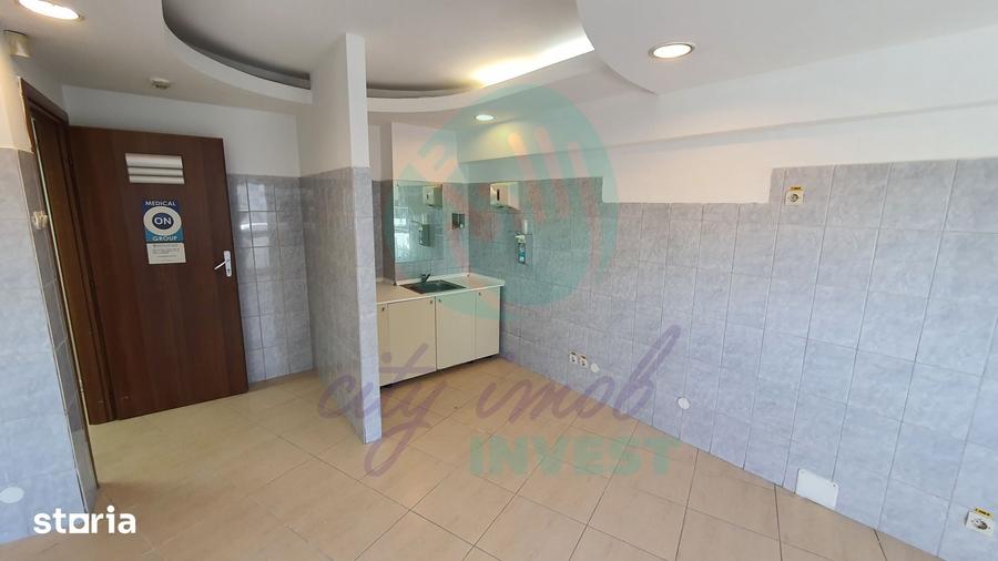 Spațiu comercial, de 525 mp, în Centrul Civic