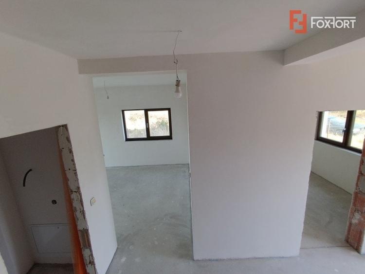 Triplex 5 camere, 2 bai, 114 mp utili, zona Plopi Timisoara - V8613 - 17