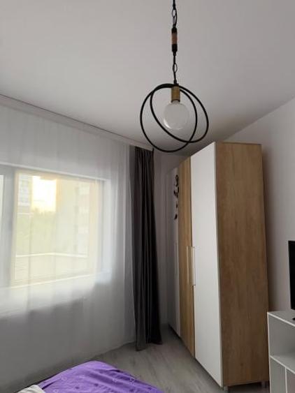 Apartament cu 2 camere semidecomandat, mobilat în Mihai Bravu