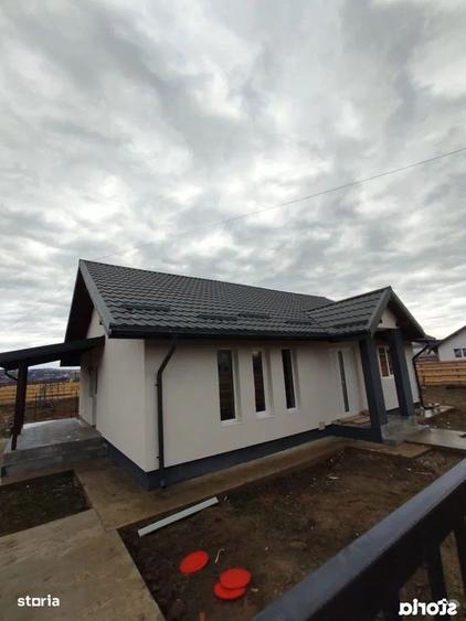 Casă cu 3 camere cu Teren 400 Mp în Lunca Cetățuii