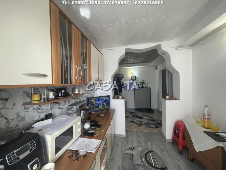 Apartament cu 2 camere decomandat în Central