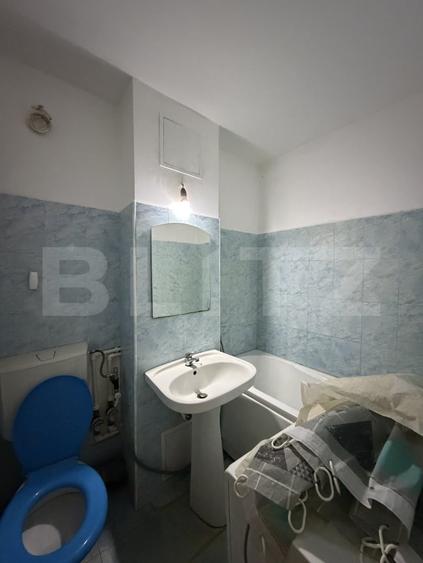 Garsonieră semidecomandată, mobilată în Valea Rosie