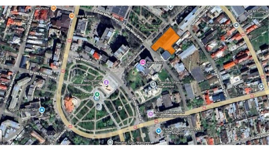 Spațiu comercial, de 1,806 mp, în Central