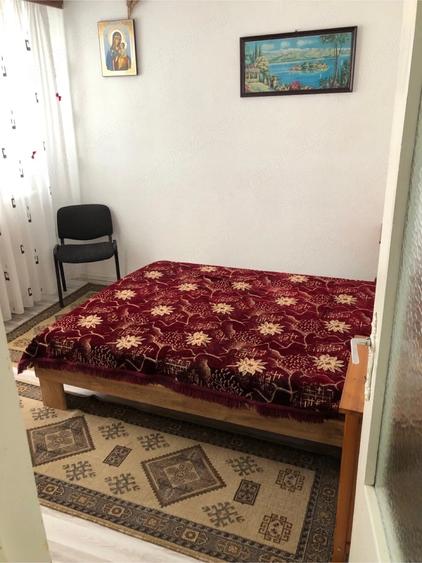 Apartament cu 2 camere semidecomandat în Dărmănești