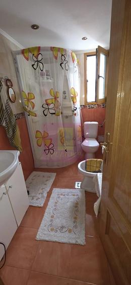 Casă cu 3 camere cu Teren 340 Mp în Poiana