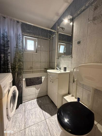 Apartament cu 2 camere decomandat în Între Lacuri