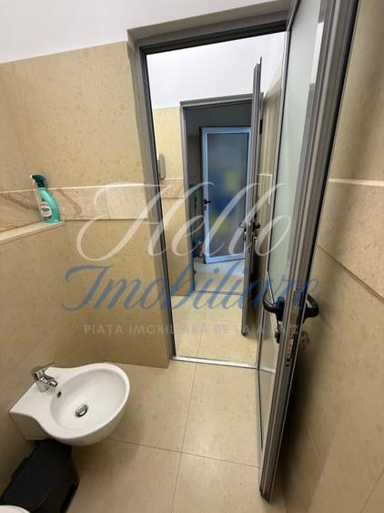 Spațiu comercial, de 60 mp, în Central