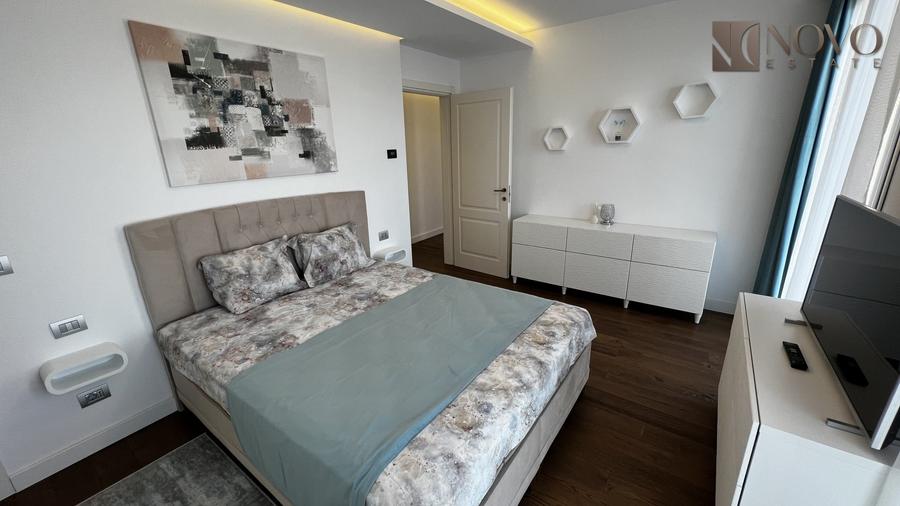 Apartament cu 3 camere semidecomandat, mobilat în P-ța Alba Iulia