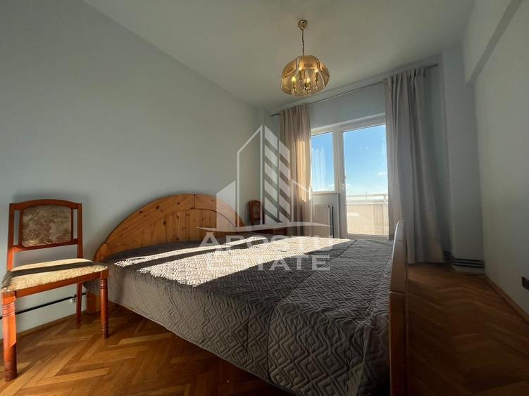 Apartament cu 4 camere decomandat, mobilat în Malul Mureșului