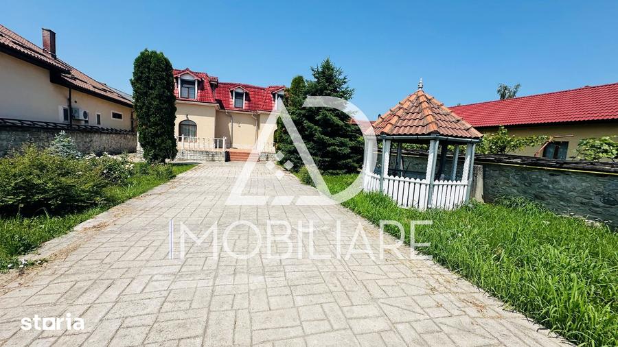 Casă cu 7 camere cu Teren 2600 Mp în Turcinești