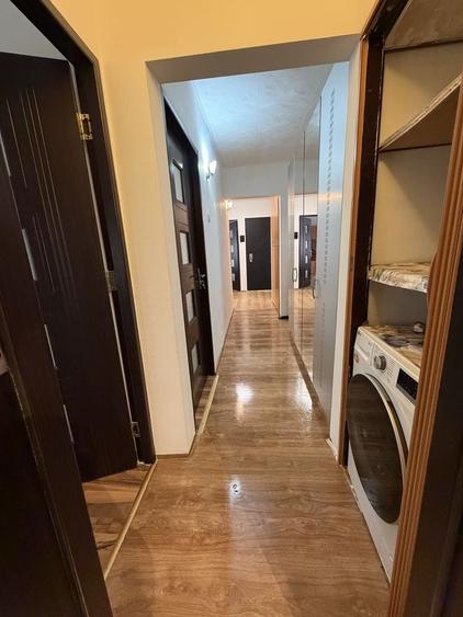 Apartament cu 3 camere decomandat în Lotus