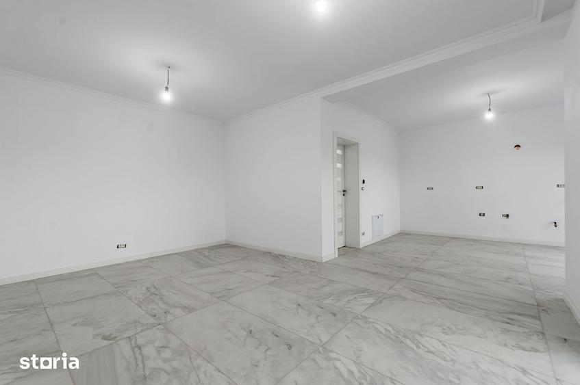 Casă cu 5 camere cu Teren 222 Mp în Gai