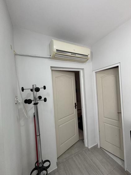 Apartament cu 3 camere decomandat în Exterior Vest
