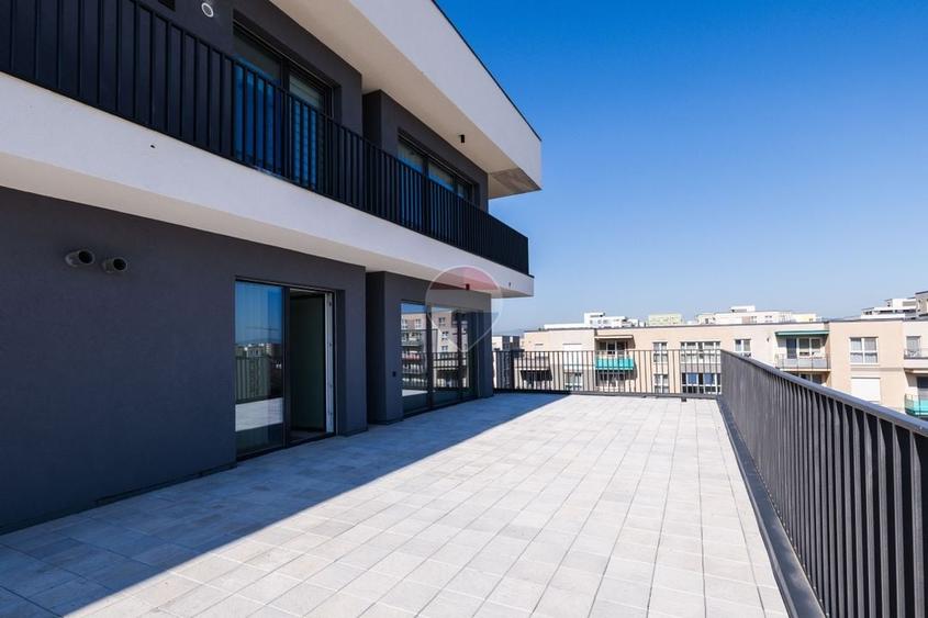 Apartament cu 2 camere decomandat, mobilat în Tractorul