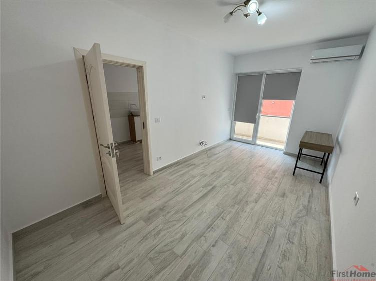Spațiu comercial, de 45 mp, în Central