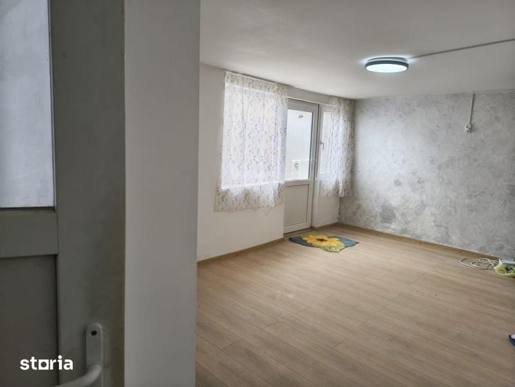 Casă cu 4 camere cu Teren 287 Mp în Vasile Alecsandri