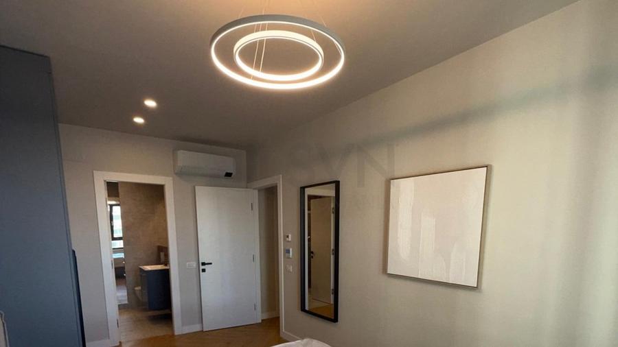 Apartament cu 4 camere semidecomandat, mobilat în Pipera