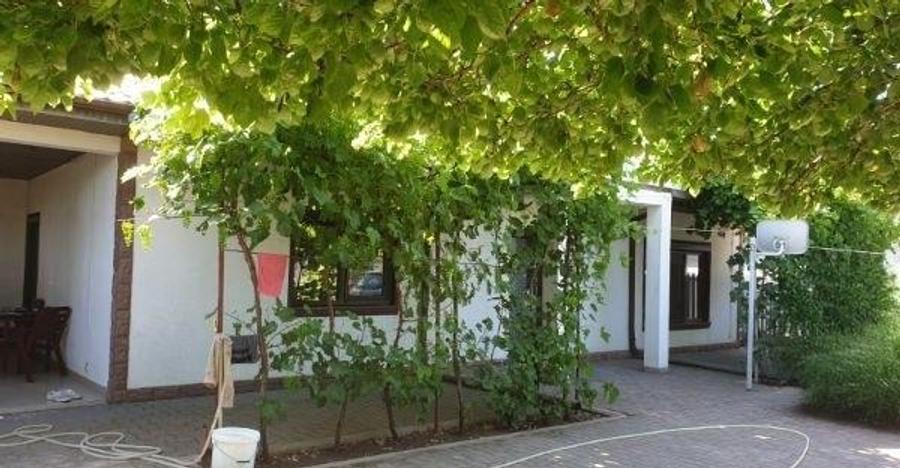 Casă individuală cu 3 camere cu Canalizare în Chiscani